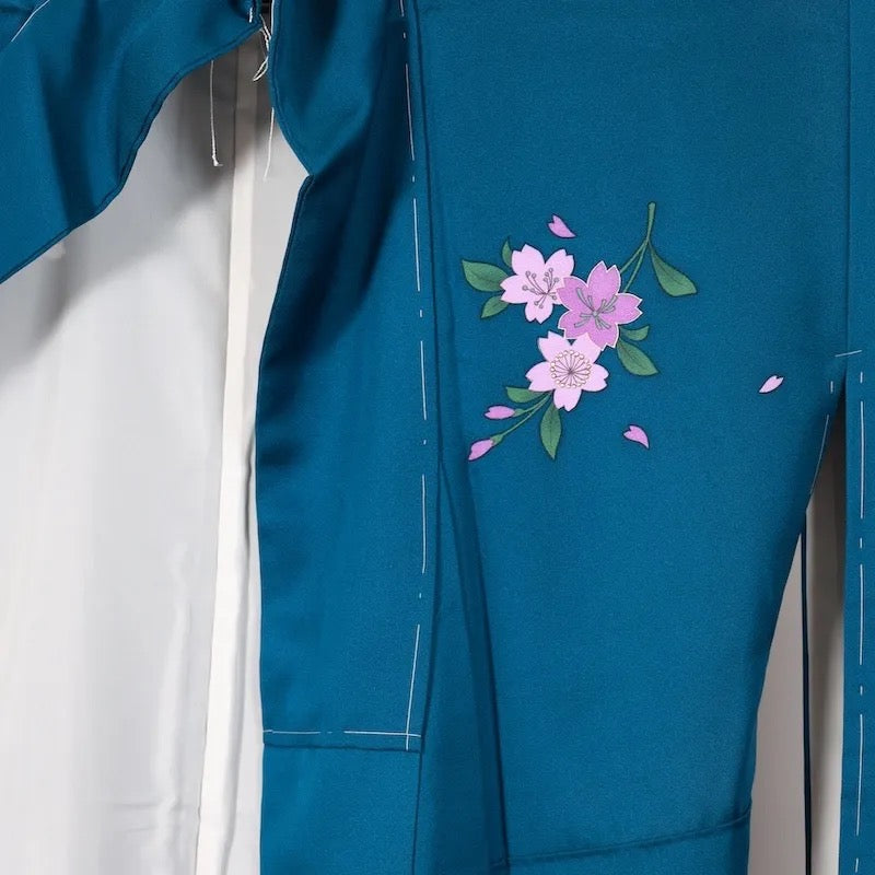 Japanese kimono used <Furisode> M-size silk 100% /B740