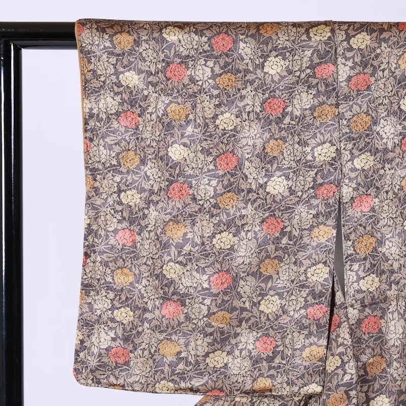 Japanease kimono used(komon)sizeS silk100%/K403