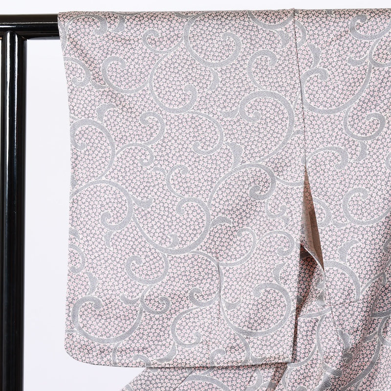 Japanese kimono used <Komon> M-size silk 100% /B769