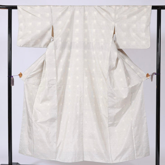 Japanese kimono (Tsumugi) S-size 100% silk / B77