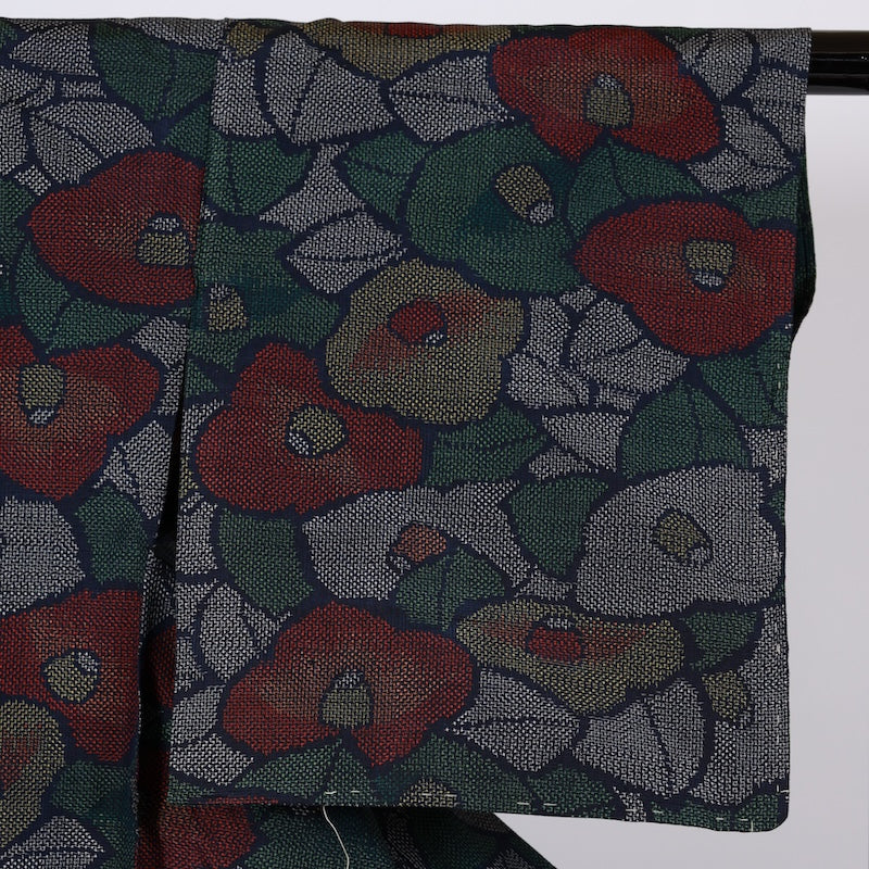 Japanese kimono used <Tsumugi> S-size silk 100% /B843