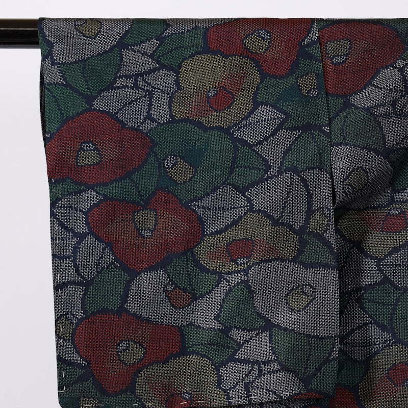 Japanese kimono used <Tsumugi> S-size silk 100% /B843