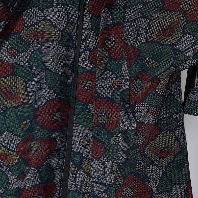 Japanese kimono used <Tsumugi> S-size silk 100% /B843