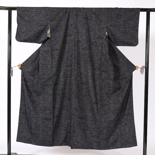 Japanese kimono (Tsumugi) M-size 100% silk / B83