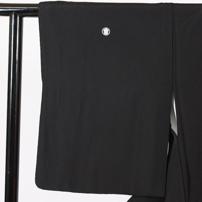 Japanese kimono (Kurotomesode) M-size polyester / B112