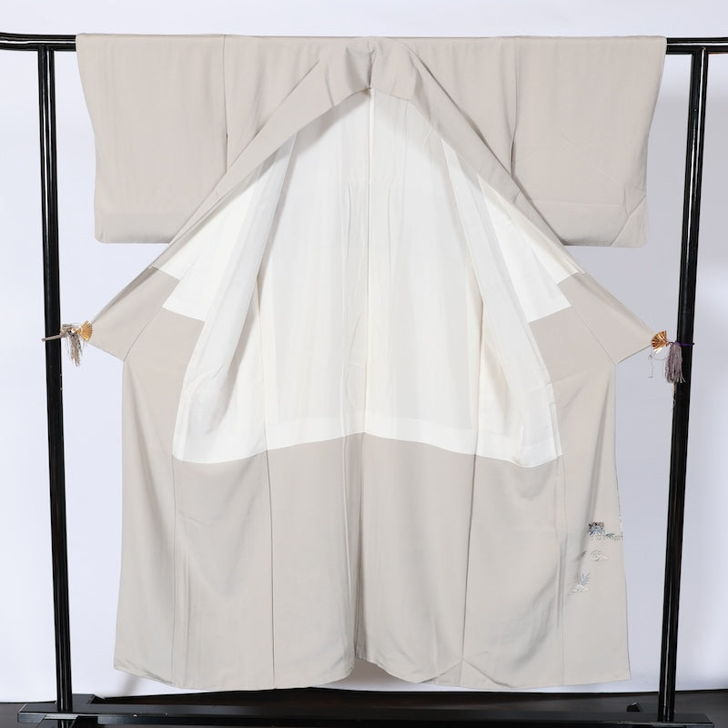 Japanease kimono used(Irotomesode) S-size 100% silk /K78Gray, indigo, green, brown, white, by an artist, Genji picture scroll
