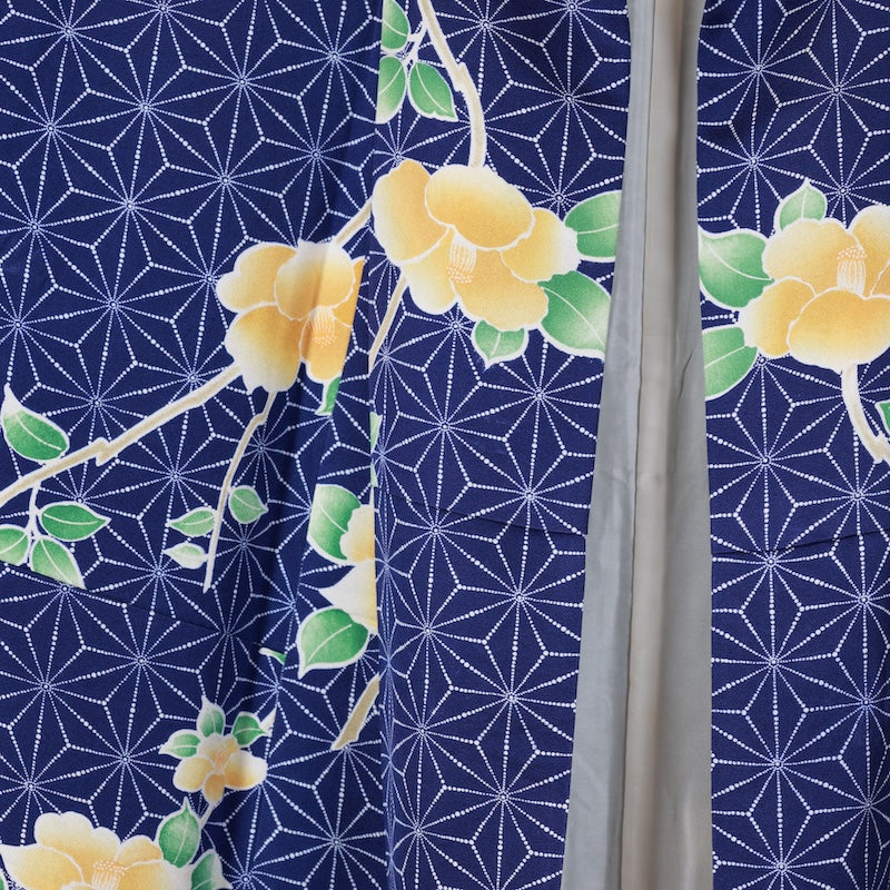 Japanese kimono used <Komon> L-size silk 100% /B742