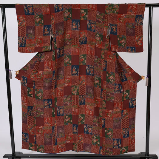Japanese kimono (Komon) M-size 100% silk / B101