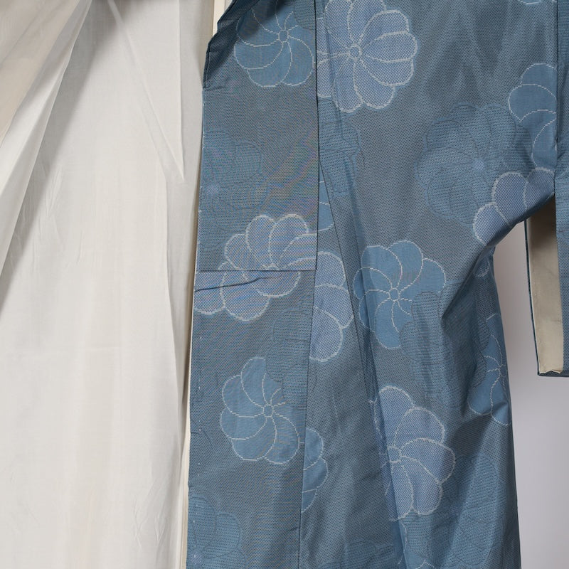 Japanese kimono used <Tsumugi> M-size silk 100% /B786