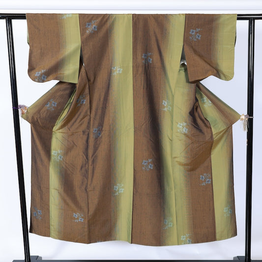 Japanese kimono used <Tsumugi> S-size silk 100% /B826