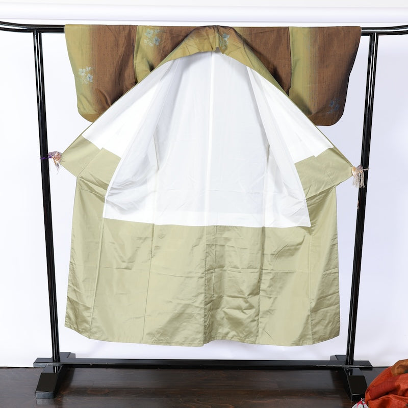 Japanese kimono used <Tsumugi> S-size silk 100% /B826
