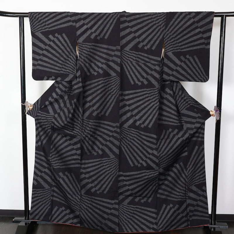 Japanese kimono used <Tsumugi> Lsize silk 100% /T417