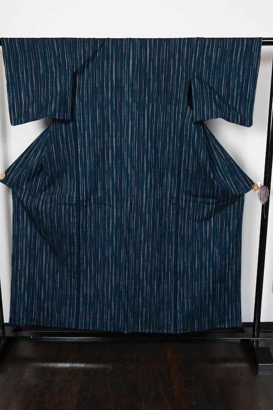 Yonezawa Tsumugi used kimonosilk, floss silk, shades of indigo and gray, plant-dyed, handwoven, R78