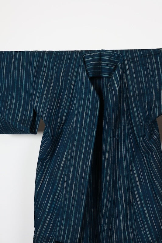 Yonezawa Tsumugi used kimonosilk, floss silk, shades of indigo and gray, plant-dyed, handwoven, R78
