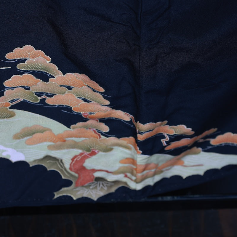 Japanese kimono used <Tomesode> Msize polyester /T440
