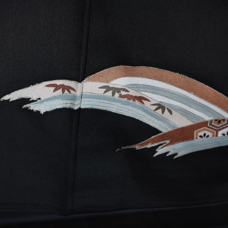 Japanese kimono used <Kurotomesode> Msize silk 100% /T439