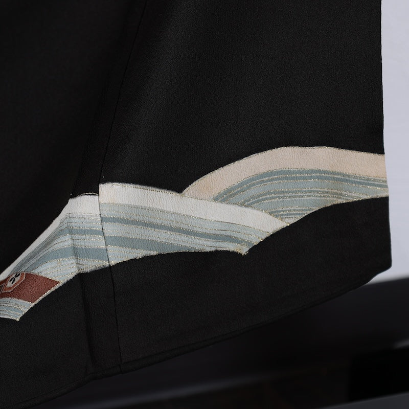 Japanese kimono used <Kurotomesode> Msize silk 100% /T439