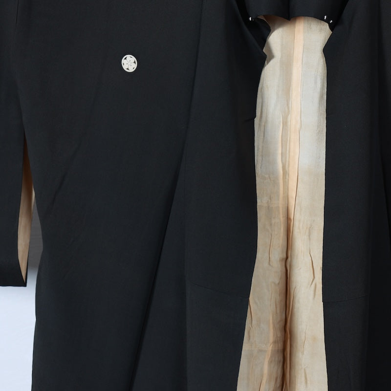 Japanese kimono used <Kurotomesode> Msize silk 100% /T439