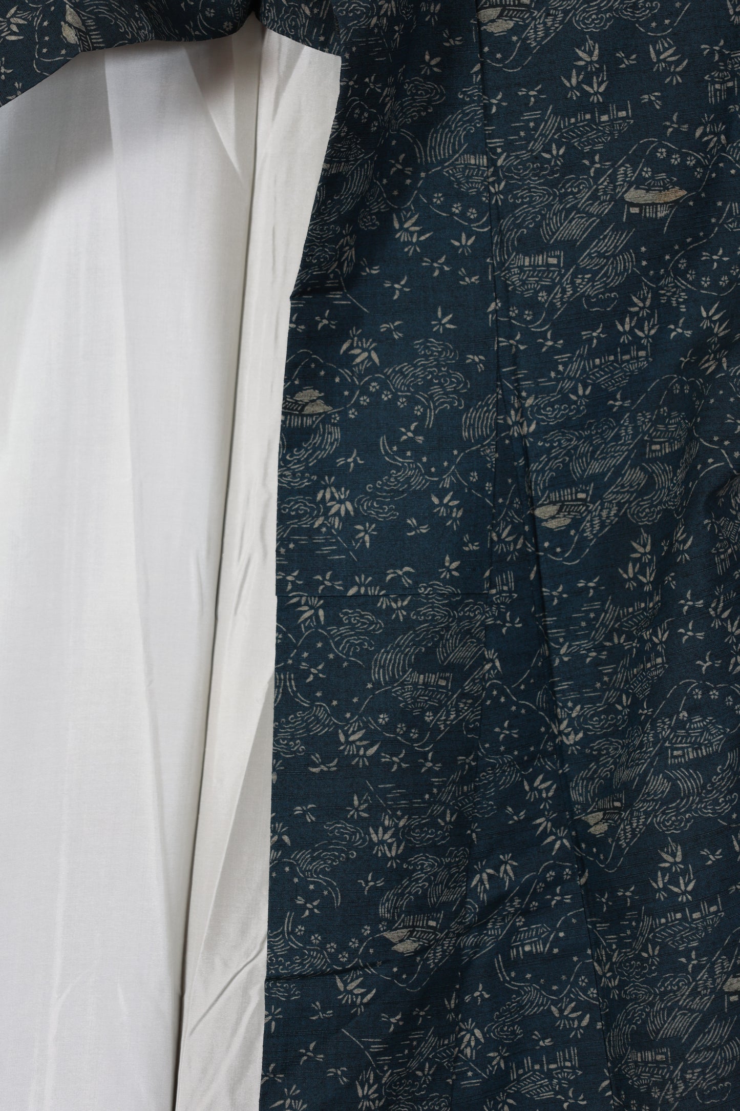 Japanese kimono used <Tsumugi> Msize silk 100% /B953