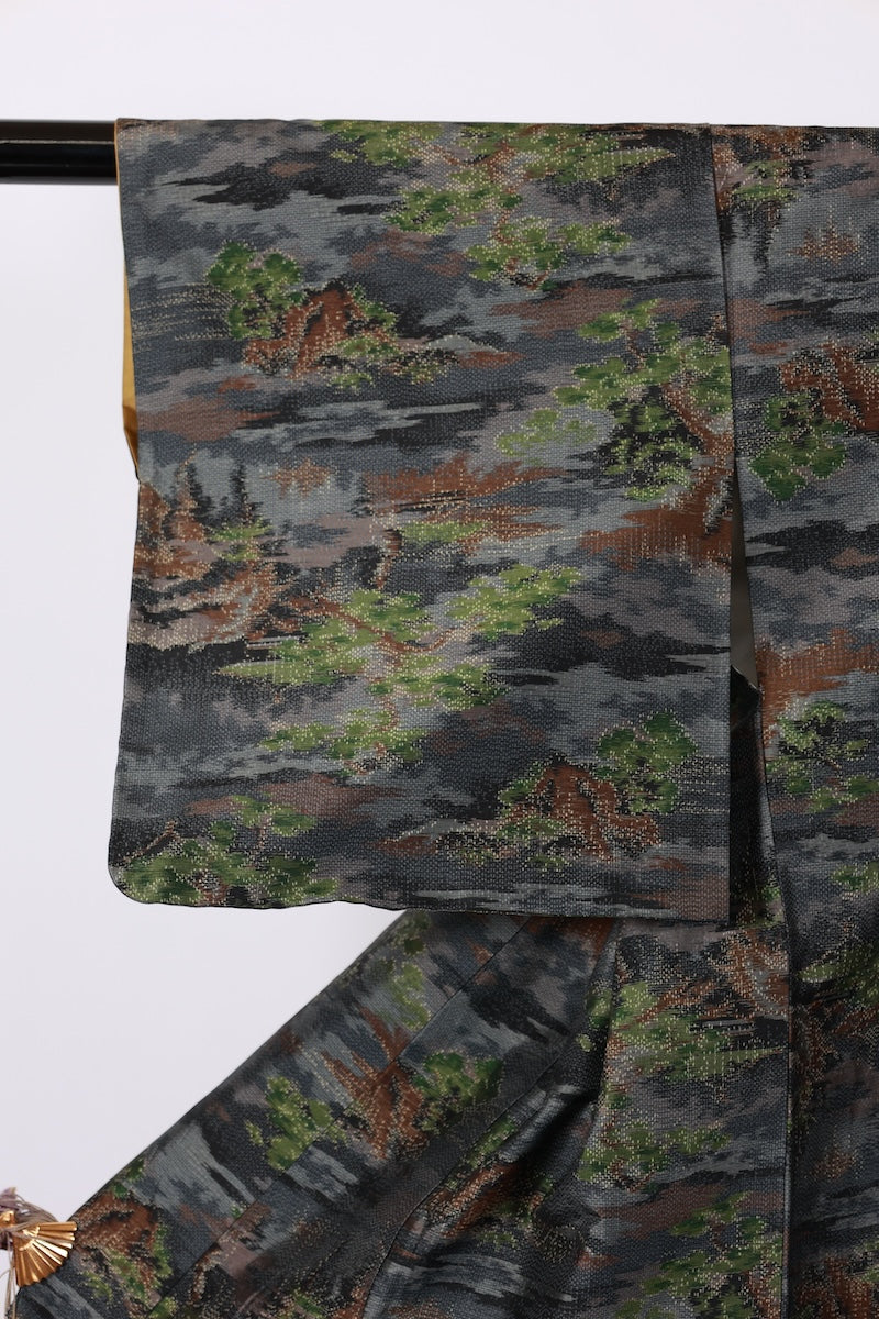 Japanese kimono used <tsumugi> M-size silk 100% /B907