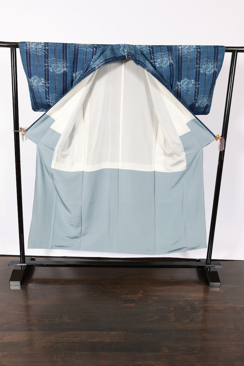 Japanese kimono used <Tsumugi> S-size silk 100% /B945