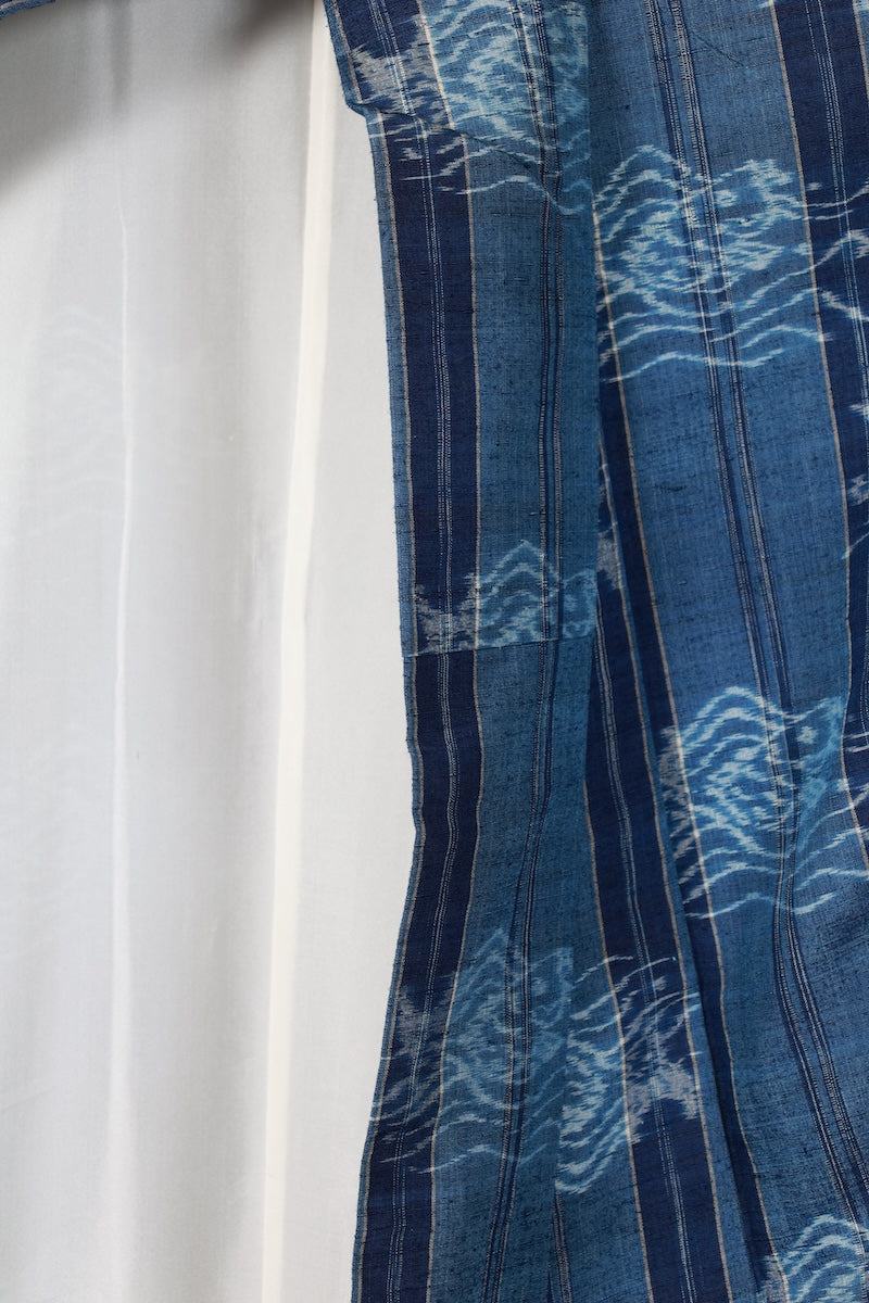 Japanese kimono used <Tsumugi> S-size silk 100% /B945