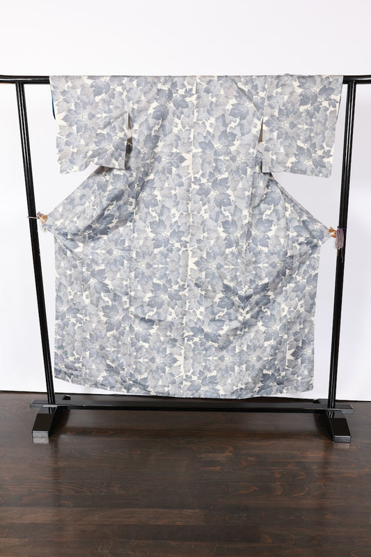 Japanese kimono used <Tsumugi> M-size silk 100% /B912