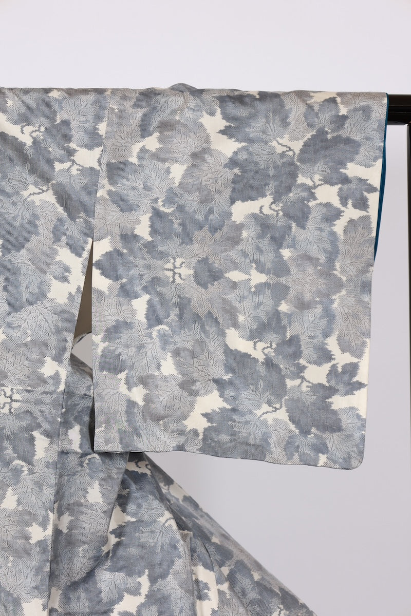 Japanese kimono used <Tsumugi> M-size silk 100% /B912