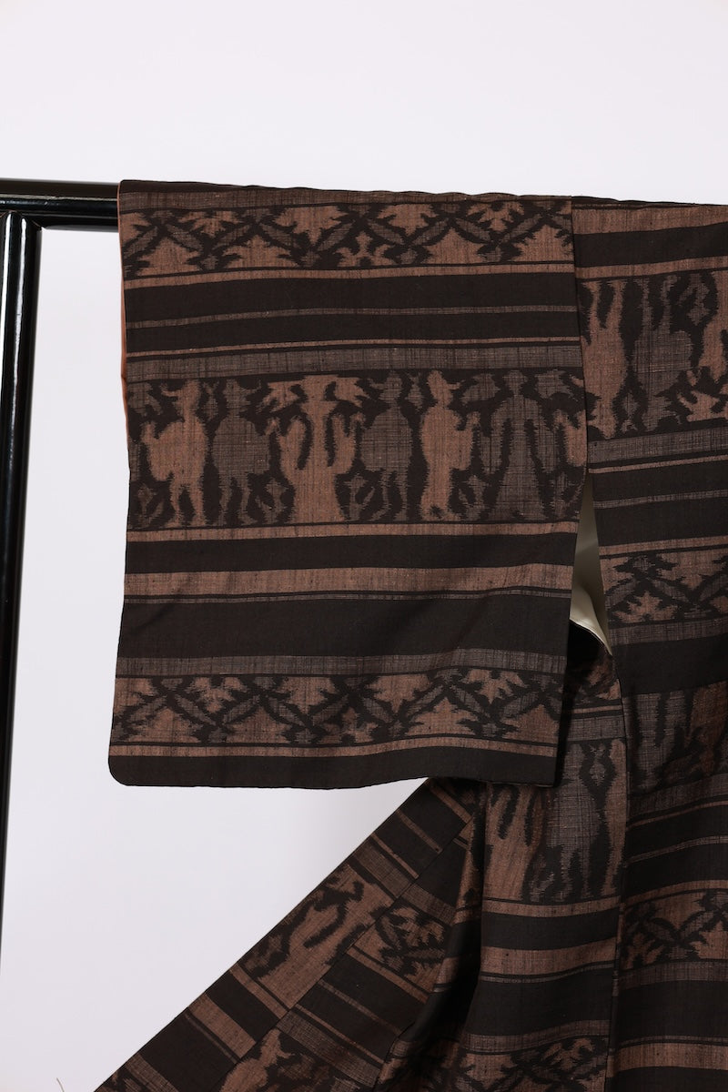 Japanese kimono used <Tsumugi> M-size silk 100% /B921