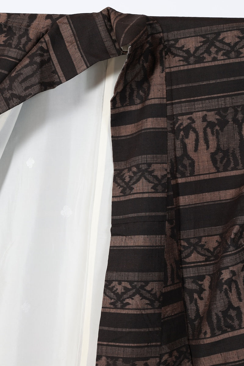 Japanese kimono used <Tsumugi> M-size silk 100% /B921