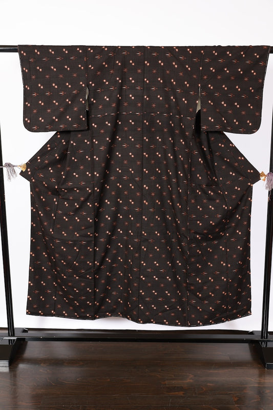 Japanese kimono used <Tsumugi> M-size silk 100% /B934