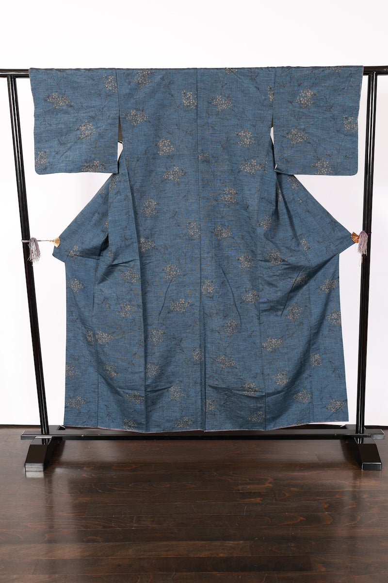 Japanese kimono Unused New <Tsumugi> M-size silk 100% /B923