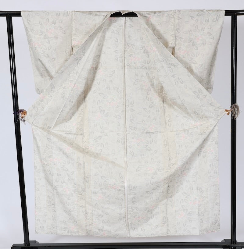 Japanese kimono used <Tsumugi> Lsize silk 100% /T507
