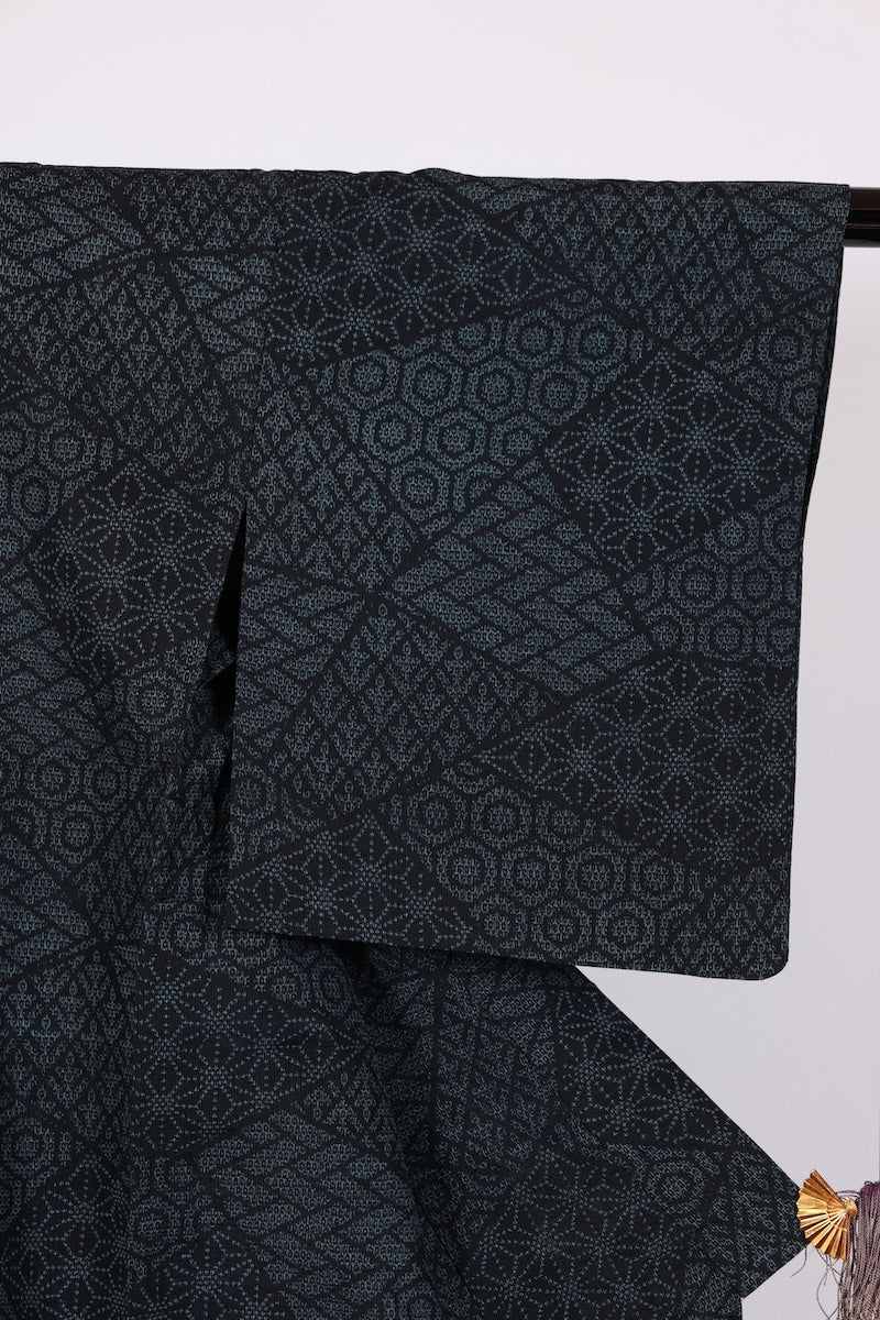 Japanese kimono used <Tsumugi> M-size silk 100% /B972