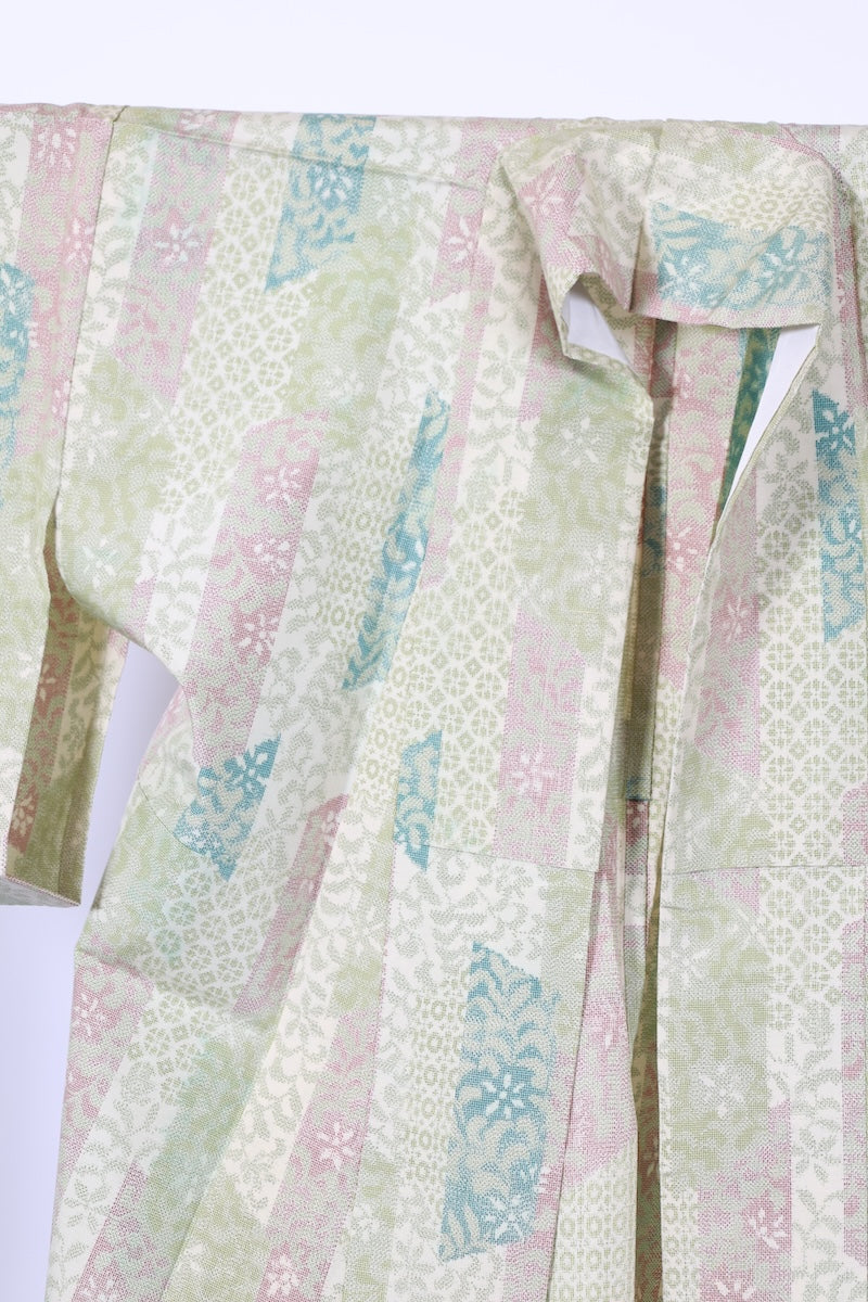 Japanese kimono used <Tsumugi> M-size silk 100% /B971