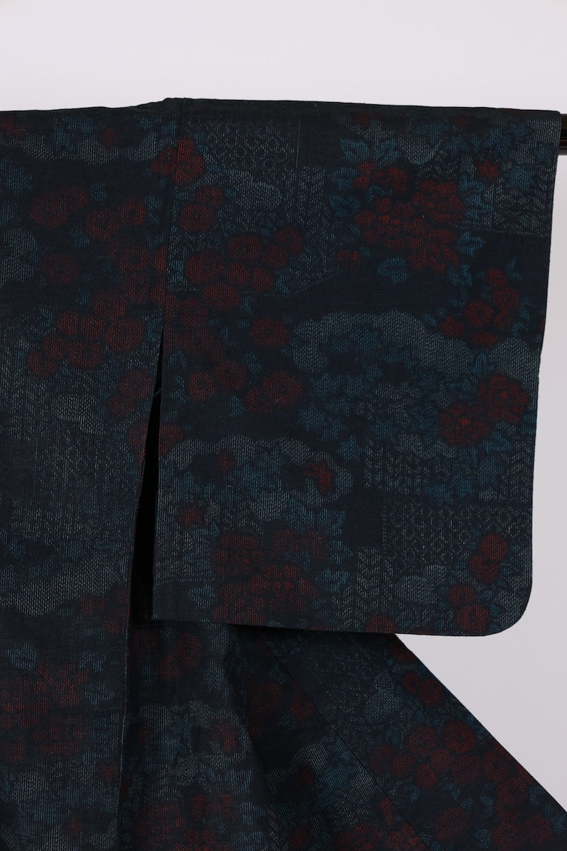 Japanese kimono used <Tsumugi> Msize silk 100% /T502