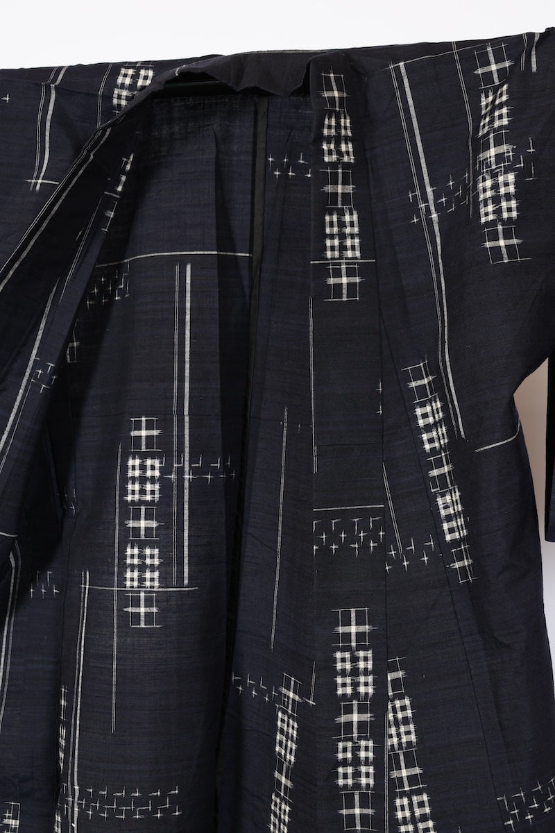 Japanese kimono used <Tsumugi> M-size silk 100% /B968