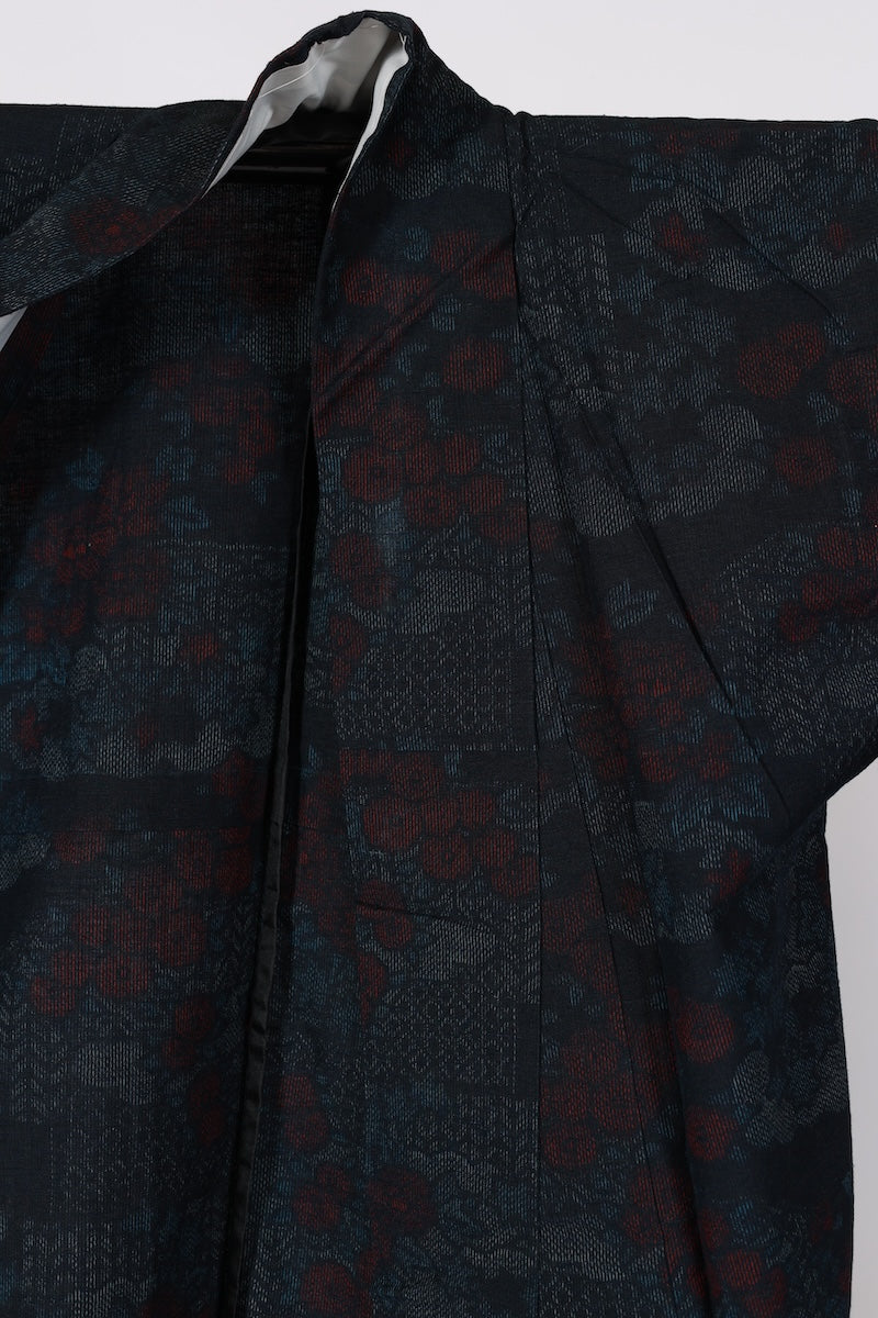 Japanese kimono used <Tsumugi> Msize silk 100% /T502