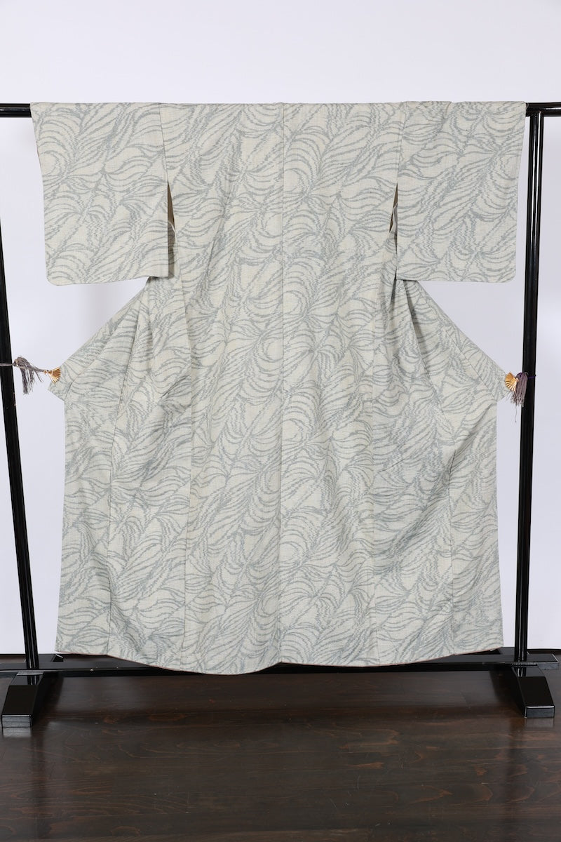 Japanese kimono used <Tsumugi> M-size silk 100% /B964
