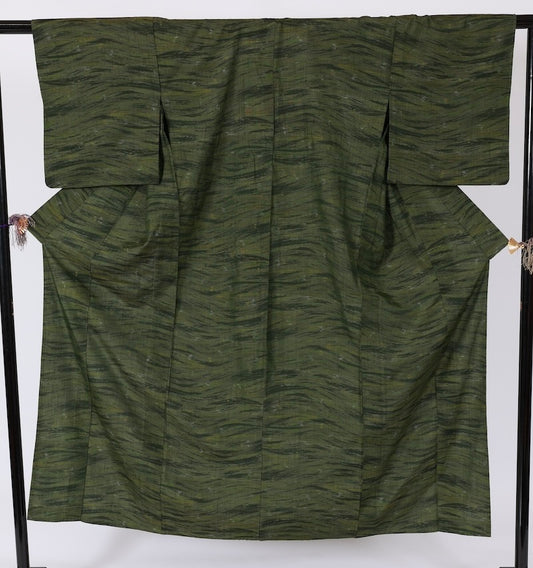 Japanese kimono used <Tsumugi> Msize silk 100% /T489