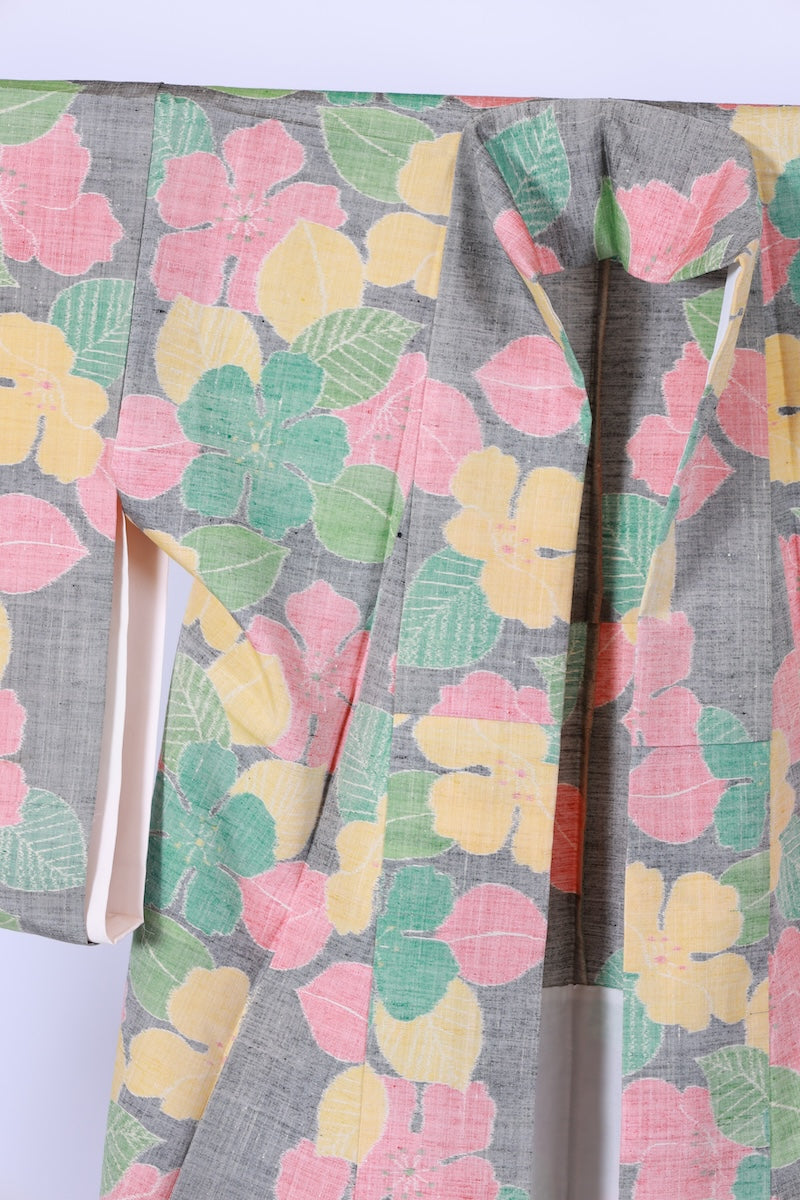 Japanese kimono used <Tsumugi> Msize silk 100% /T488