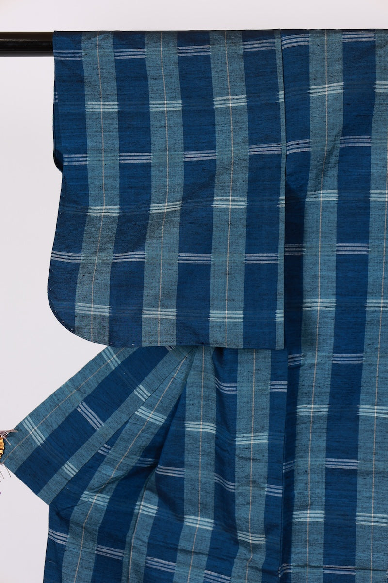 Japanese kimono used <Tsumugi> Msize silk 100% /T485