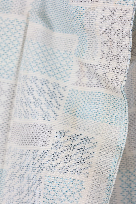 Tsumugi silk fabric used, white, blue, black, geometric pattern, handwoven.B1486