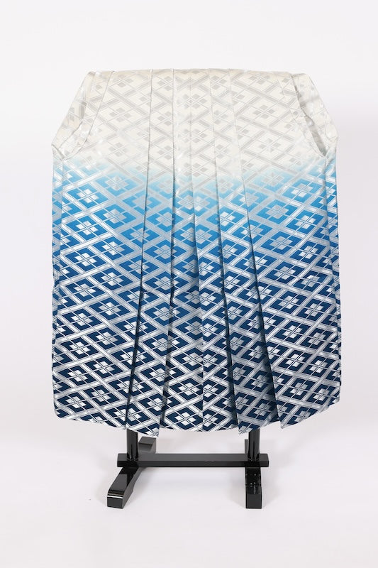 Vintage samurai hakama used White, Silver, Blue, Diamond Pattern, B1525