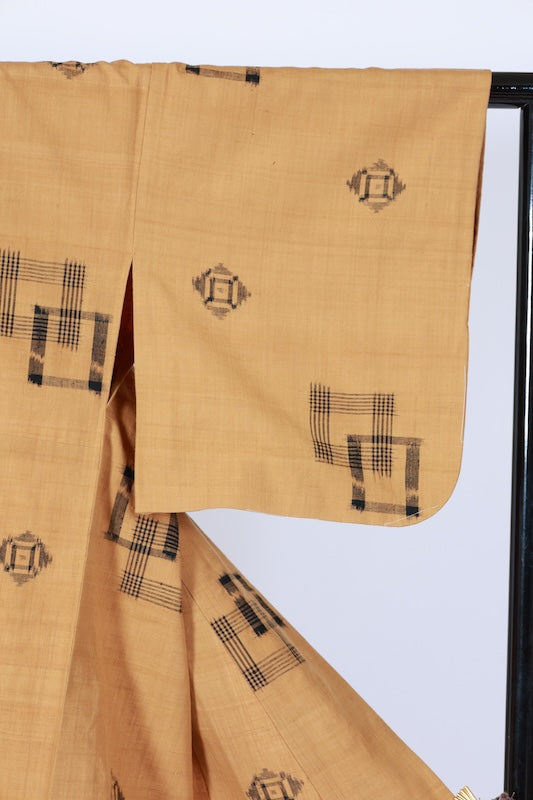 Japanese kimono used <Tsumugi> Msize silk 100% /T600