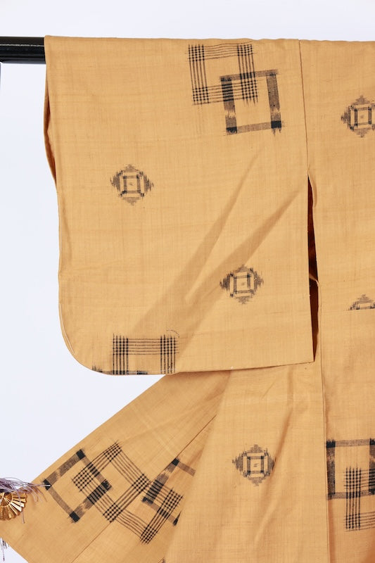 Japanese kimono used <Tsumugi> Msize silk 100% /T600