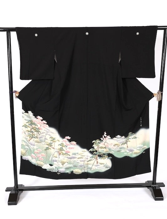 Japanese kimono used <Kurotomesode> Msize silk 100% /T594