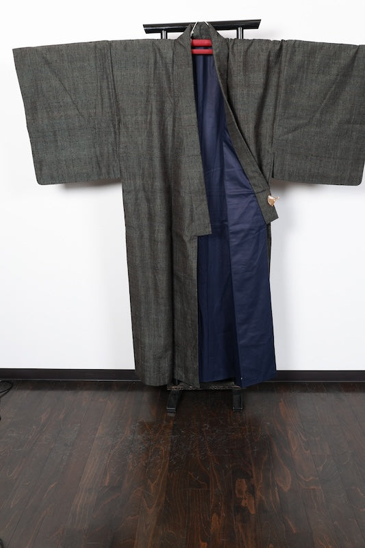Japanese Men's kimono used L-size silk 100% /B1024