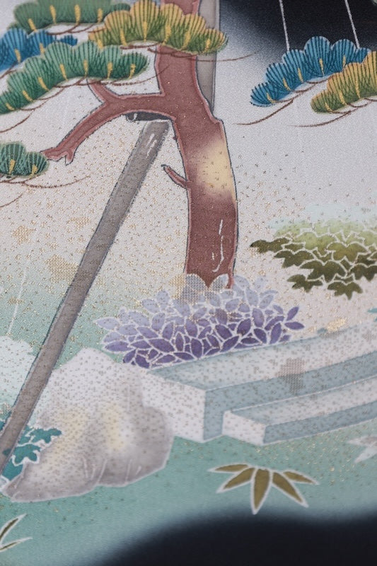 Japanese kimono used <Kurotomesode> Msize silk 100% /T594