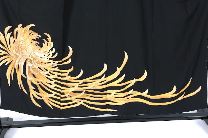 Japanese kimono used <kurotomesode> Msize silk 100% /T593